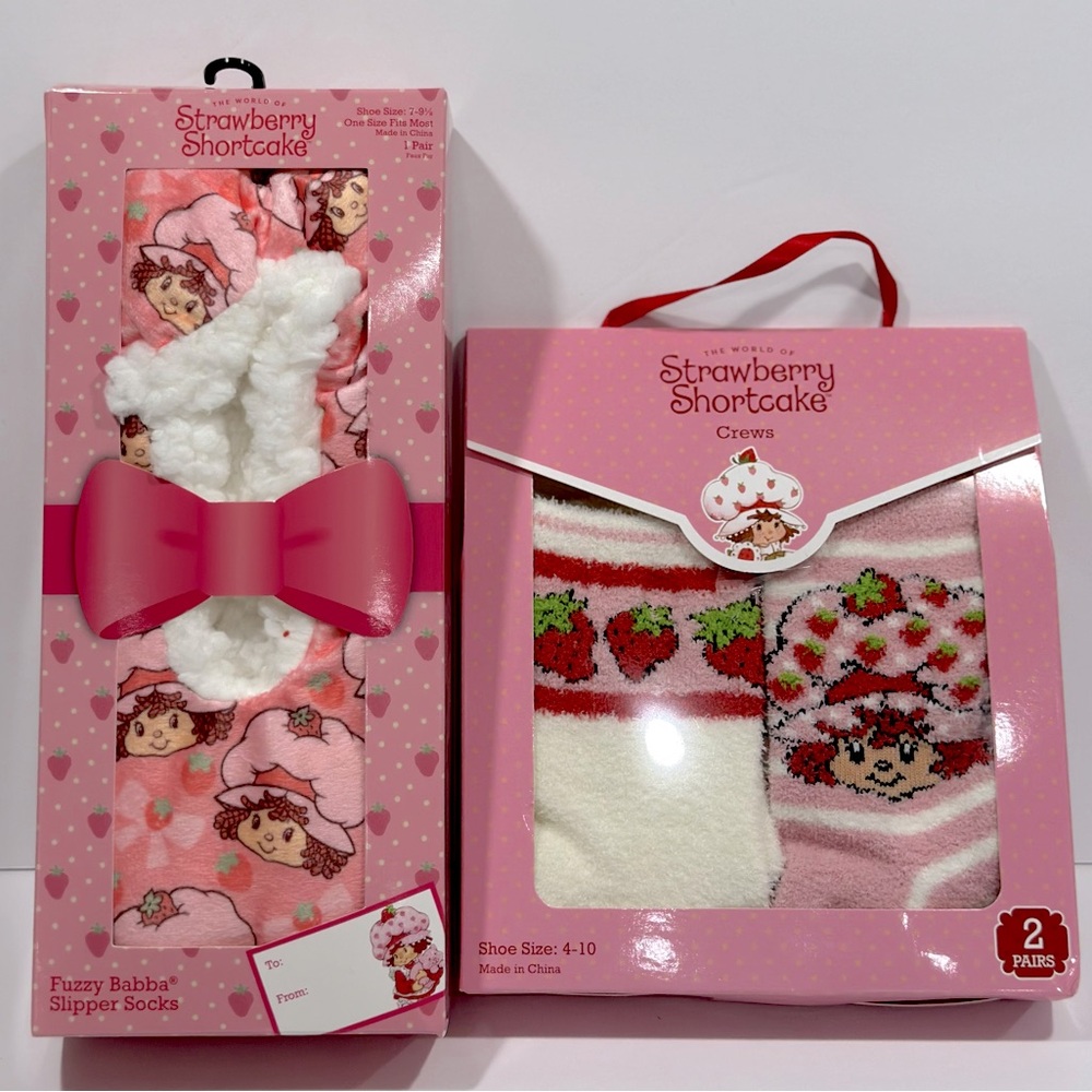 Strawberry Shortcake Slippers Socks And 2 Pairs Of Crew Socks